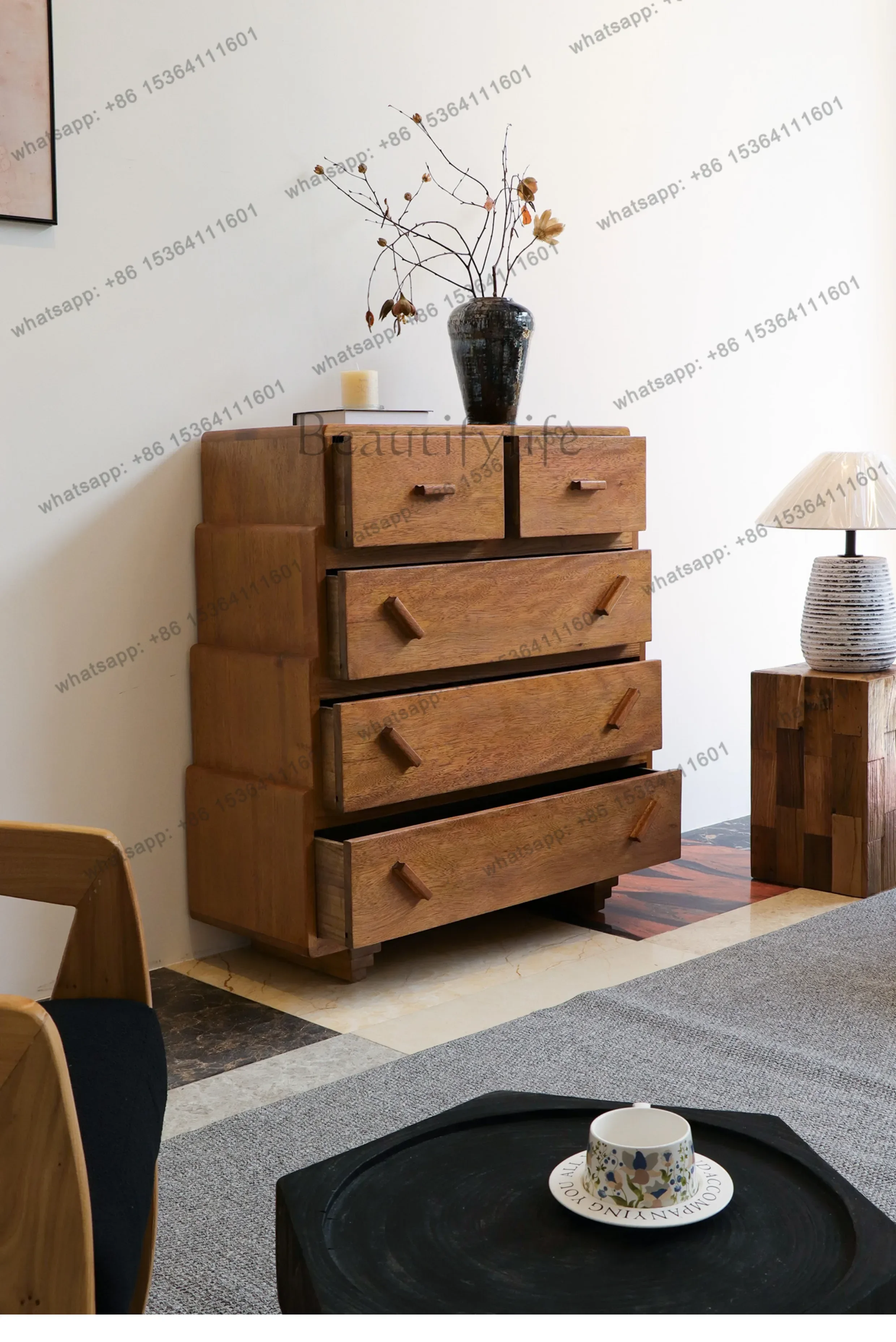 Retro Style Solid Wood Storage, Antique Style Storage Cabinet In The Living Room, Side Cabinet, Designer Style, High Sense
Retro Style Solid Wood Storage, Antique Style Storage Cabinet In The Living Room, Side Cabinet, Designer Style, High Sense
