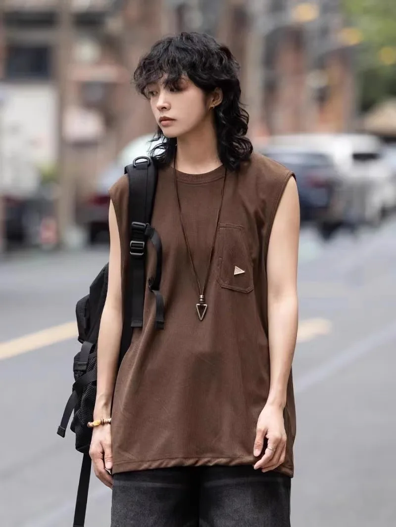 Ретро-жилет в японском стиле, кофейного цвета, базовый, для работы, свободного кроя, в стиле студенческой повседневной одежды, цветной, без рукавов, футболка-поло
Ретро-жилет в японском стиле, кофейного цвета, базовый, для работы, свободного кроя, в стиле студенческой повседневной одежды, цветной, без рукавов, футболка-поло