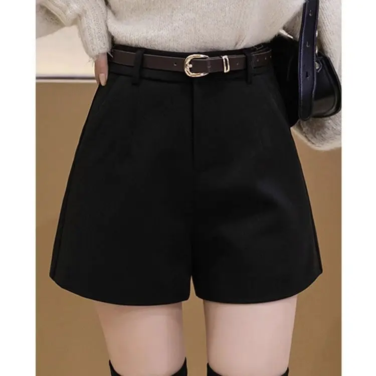 Women Casual Office Shorts Tweed High Waist Shorts Buttons A-line Shorts Female Chic Trousers 2024 Spring Summer LX581
Women Casual Office Shorts Tweed High Waist Shorts Buttons A-line Shorts Female Chic Trousers 2024 Spring Summer LX581