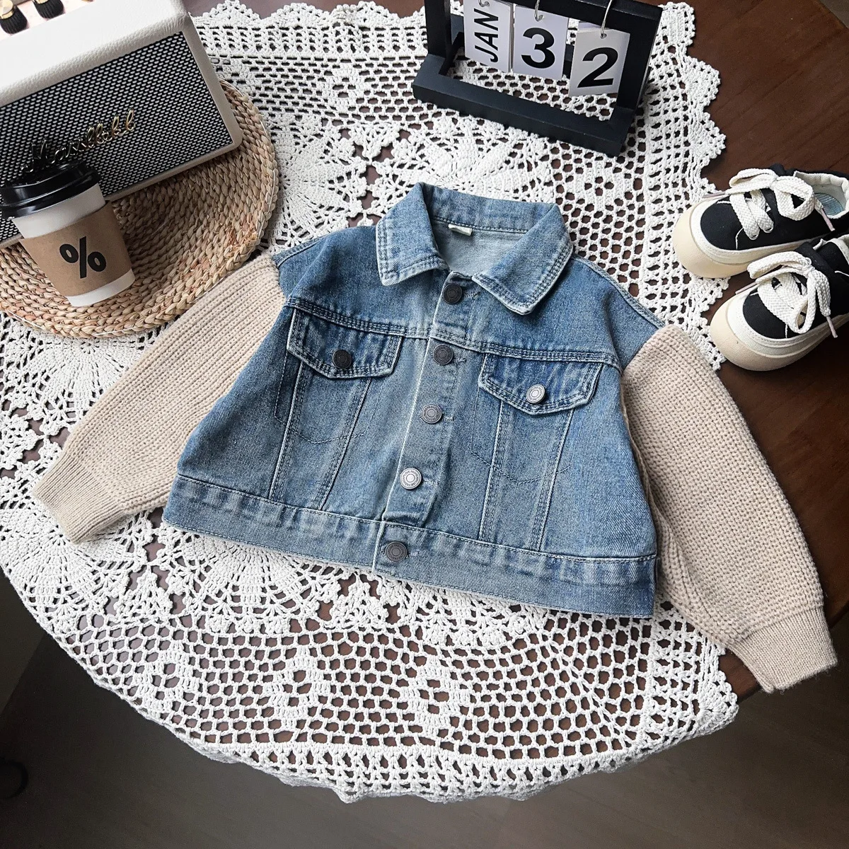 Baby Girls Coats Jeans Fashion Spliced Long Sleeve 2024 Autumn New Korean Style Childrens Jacket
Baby Girls Coats Jeans Fashion Spliced Long Sleeve 2024 Autumn New Korean Style Childrens Jacket