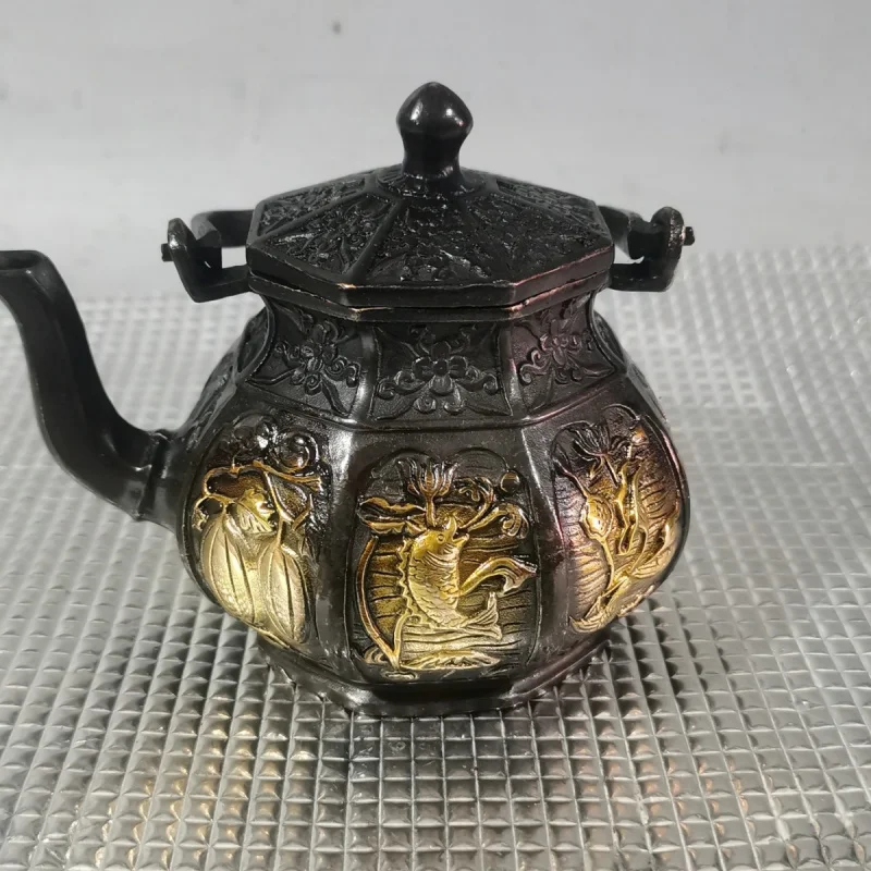 Six-sided gilded with the motif "abundant fish every year," hand-held teapot, copperware, antique collectible
Six-sided gilded with the motif "abundant fish every year," hand-held teapot, copperware, antique collectible