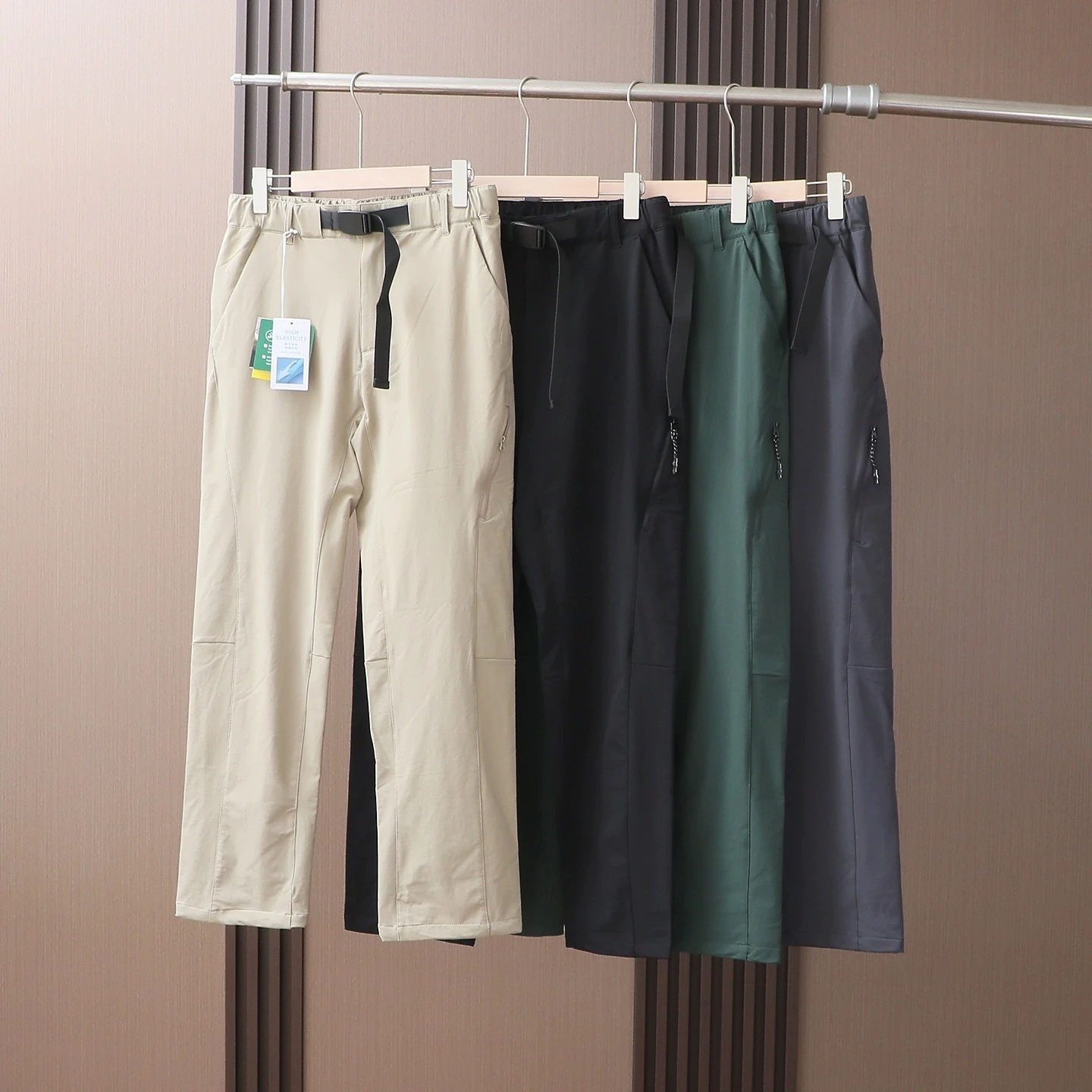 Nordic High-End Outdoor Men's Casual Pants Waterproof Soft ell 3D Tailoring Autumn Season Mountain System Functional Loose Fit
Nordic High-End Outdoor Men's Casual Pants Waterproof Soft ell 3D Tailoring Autumn Season Mountain System Functional Loose Fit