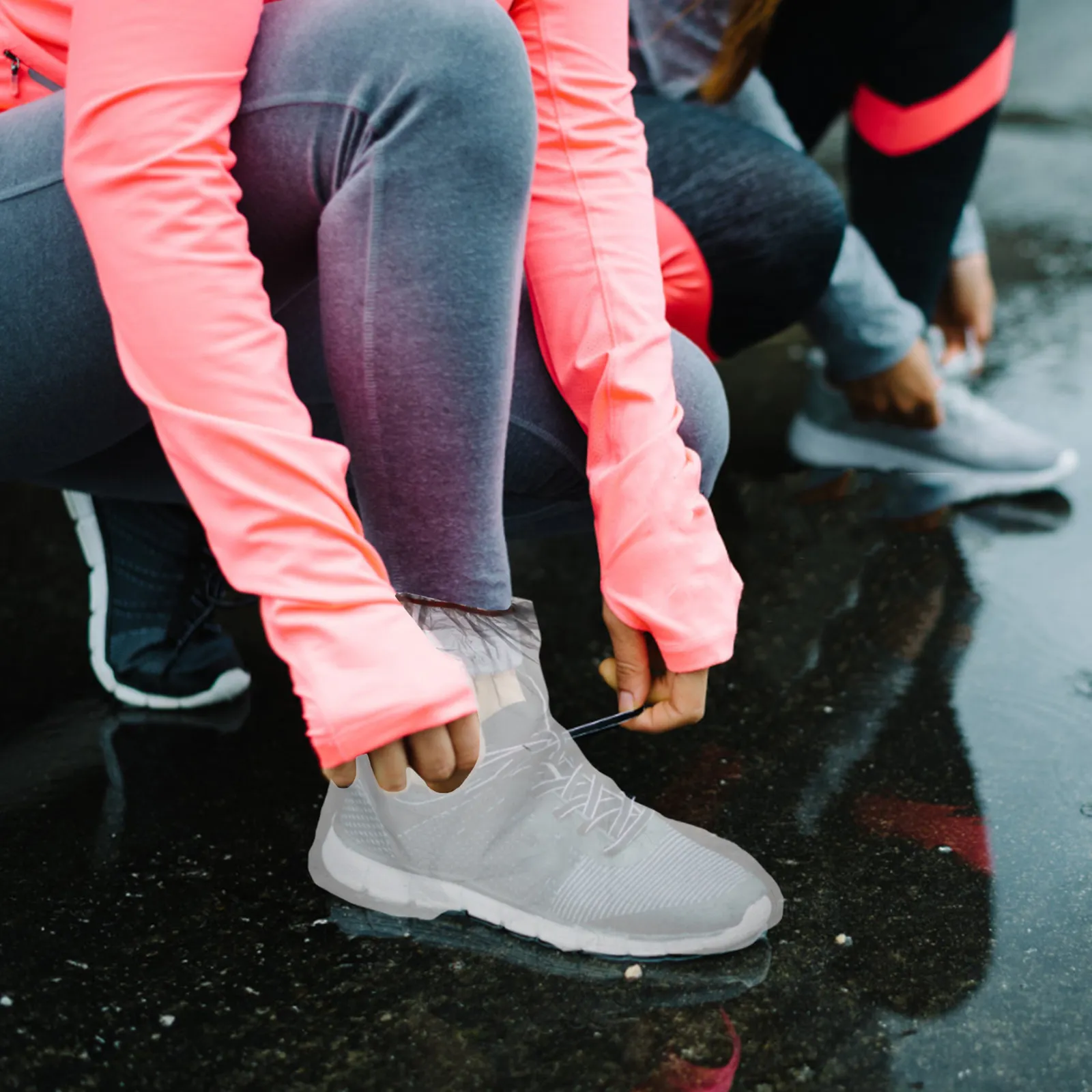 12Pcs Foldable Waterproof Overshoes Disposable Rain Boot Covers Thickened Anti-Slip Clear Plastic Shoe Covers for Commuting
12Pcs Foldable Waterproof Overshoes Disposable Rain Boot Covers Thickened Anti-Slip Clear Plastic Shoe Covers for Commuting