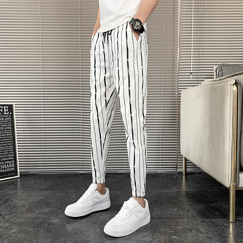 Black/White Men's Summer Pants Vertical Stripes Slim Fit Casual Harem Pants For Men All Match Comfortable Ankle Length Trousers
Black/White Men's Summer Pants Vertical Stripes Slim Fit Casual Harem Pants For Men All Match Comfortable Ankle Length Trousers