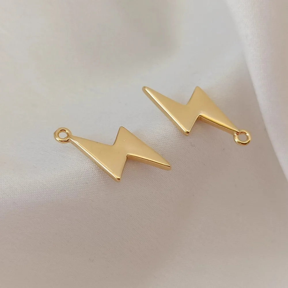 14K Gold-plated Copper and Lightning Single-ear Pendant, Bracelet, Necklace, Earrings, Earrings, Pendant, Diy Accessory Material
14K Gold-plated Copper and Lightning Single-ear Pendant, Bracelet, Necklace, Earrings, Earrings, Pendant, Diy Accessory Material