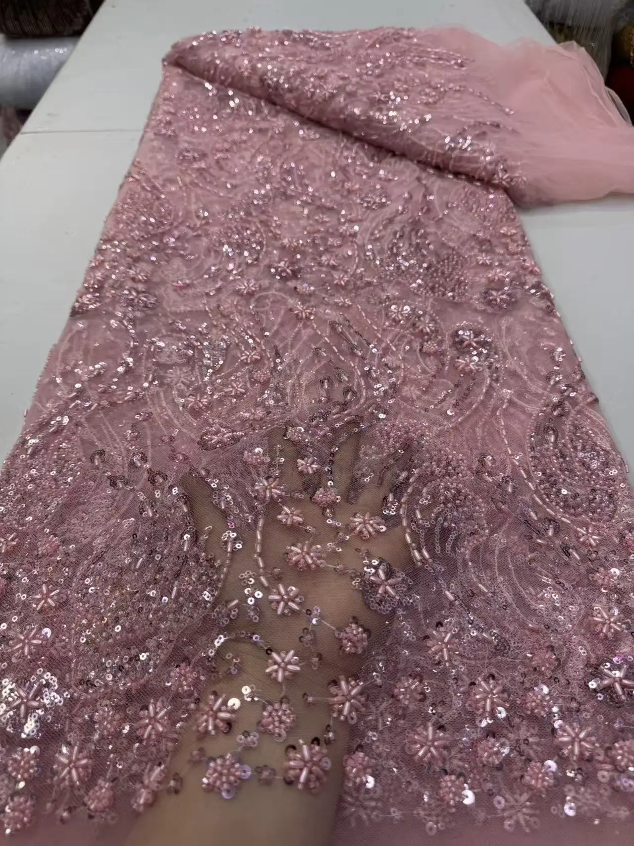 African Nigerian Sequins Embroidery Tulle Lace Fabric, Sewing Beads Stone Prom Dresses, High Quality, 5Yards, 2026 JY536
African Nigerian Sequins Embroidery Tulle Lace Fabric, Sewing Beads Stone Prom Dresses, High Quality, 5Yards, 2026 JY536