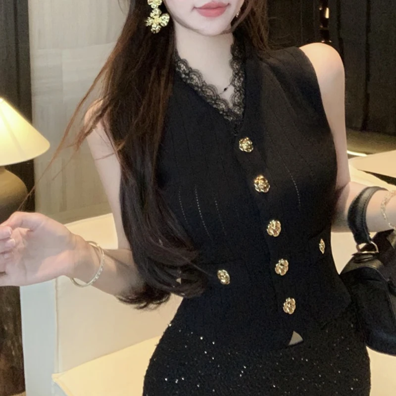Sexy Single Breasted Knitted Vest Korean Women's Sweater Shirt 2025 Summer Patchwork Lace Tops
Sexy Single Breasted Knitted Vest Korean Women's Sweater Shirt 2025 Summer Patchwork Lace Tops