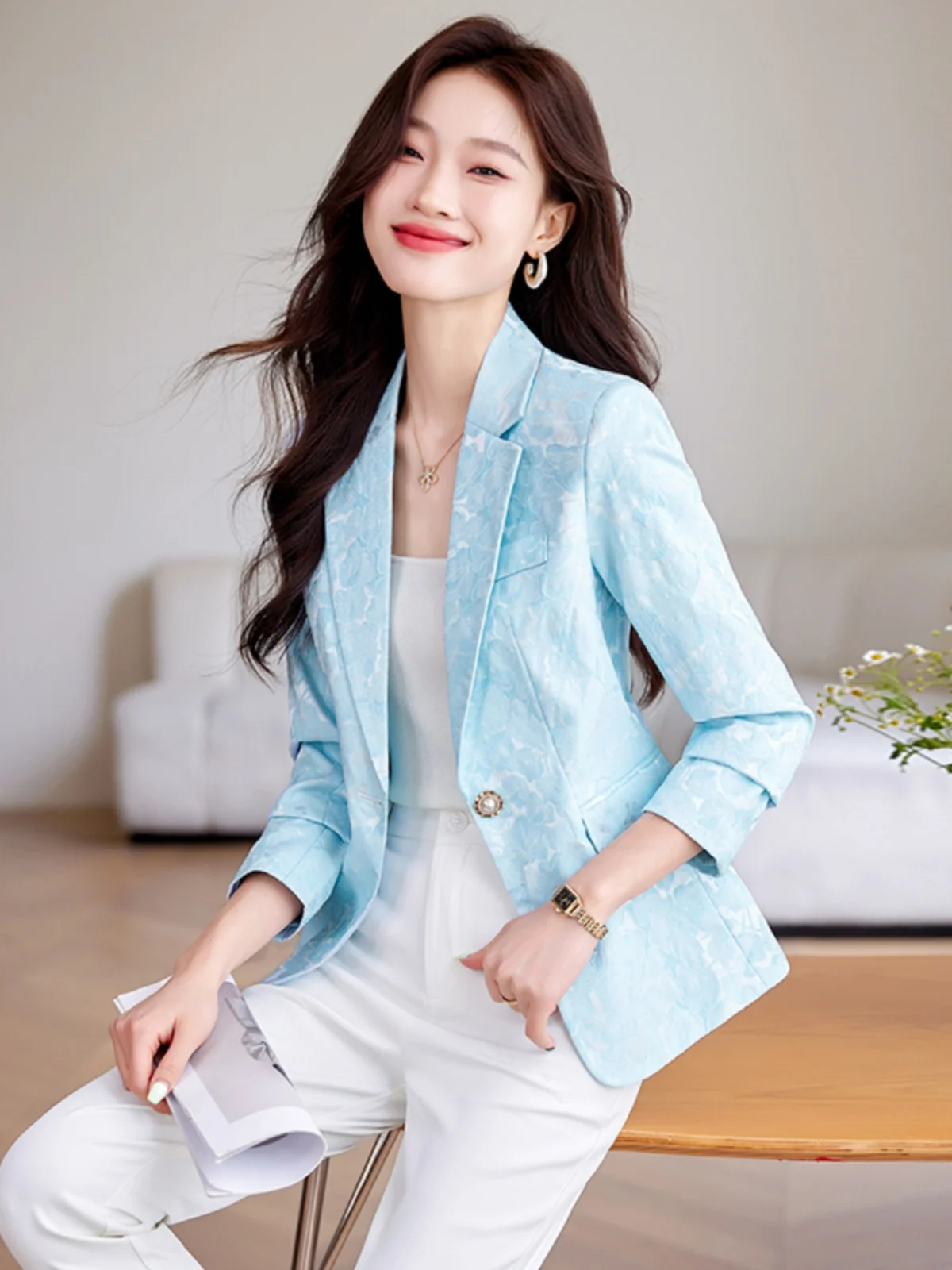 Fashionable Short Women's Jacket Elegant Floral Print Stylish Design Autumn New Arrival Commute Style Slim Fit Long Sl...
Fashionable Short Women's Jacket Elegant Floral Print Stylish Design Autumn New Arrival Commute Style Slim Fit Long Sl...