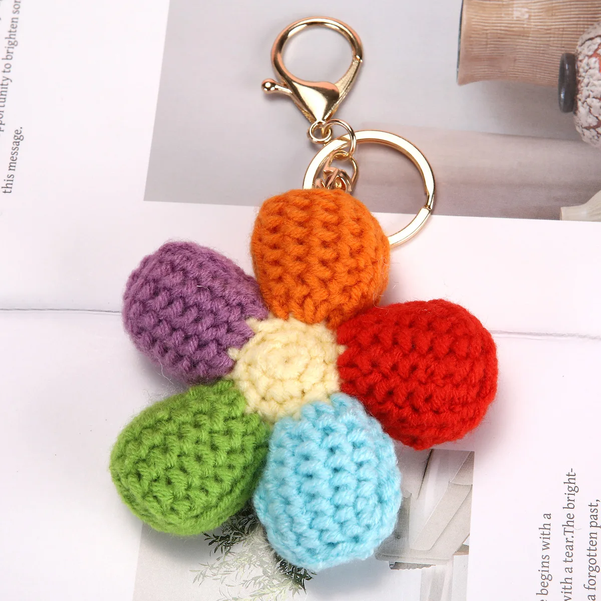 Unisex Bag Pendant Love Rainbow Clover Colorful Flower Charms Multifunctional Fashionable Keychains Handmade Knitted Kawaii Bag
Unisex Bag Pendant Love Rainbow Clover Colorful Flower Charms Multifunctional Fashionable Keychains Handmade Knitted Kawaii Bag