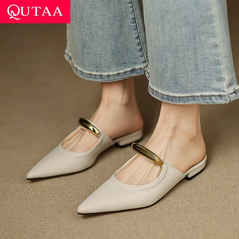 QUTAA 2025 модная женская обувь на плоской подошве с открытой пяткой, повседневная летняя обувь из коровьей кожи на каблуке с острым носком, весенняя женская обувь 36-43
QUTAA 2025 модная женская обувь на плоской подошве с открытой пяткой, повседневная летняя обувь из коровьей кожи на каблуке с острым носком, весенняя женская обувь 36-43