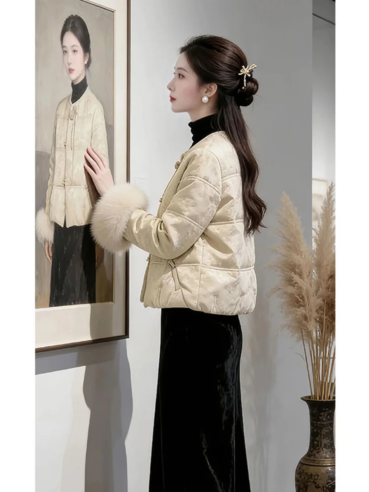 New Chinese Style High-End Patchwork Fluffy Sleeve down Cotton Jacket Women's Winter Warm Embroidered Bread Coat Outerwear
New Chinese Style High-End Patchwork Fluffy Sleeve down Cotton Jacket Women's Winter Warm Embroidered Bread Coat Outerwear