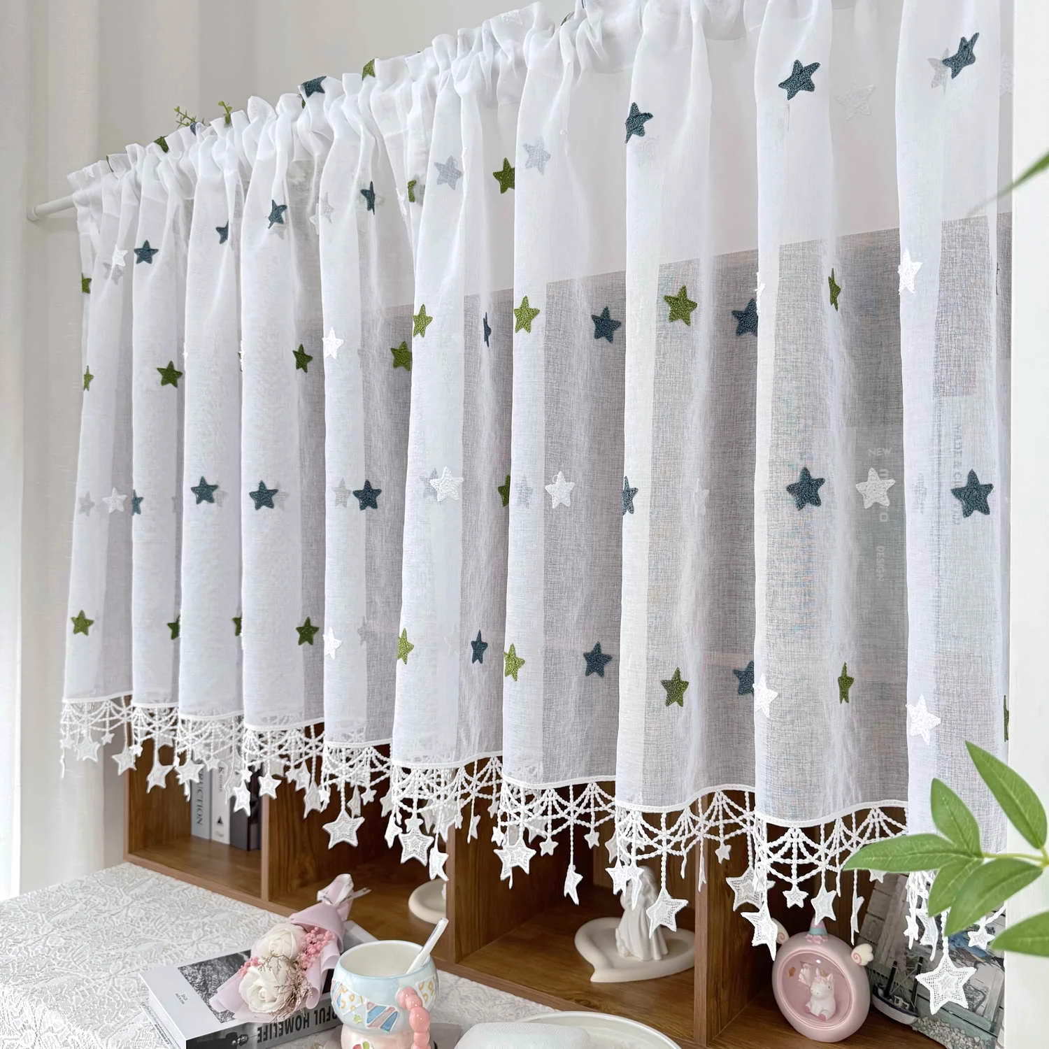 Cute Star Lace Kitchen Curtains, Star Pendants Small Short Curtains For Cupboard, Specially Designed Curtains For Small Windows
Cute Star Lace Kitchen Curtains, Star Pendants Small Short Curtains For Cupboard, Specially Designed Curtains For Small Windows