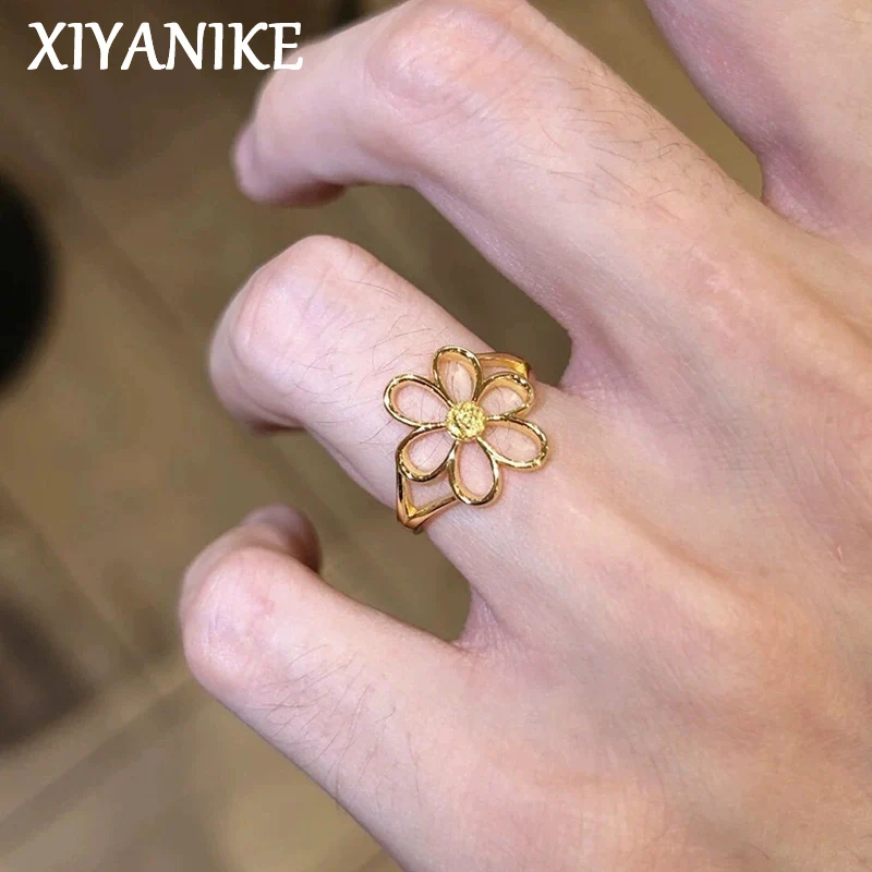 XIYANIKE Delicate Hollow Floral Adjustable Finger Rings For Women Girl Fashion New Jewelry Gift Party Daily Wholesale кольцо
XIYANIKE Delicate Hollow Floral Adjustable Finger Rings For Women Girl Fashion New Jewelry Gift Party Daily Wholesale кольцо