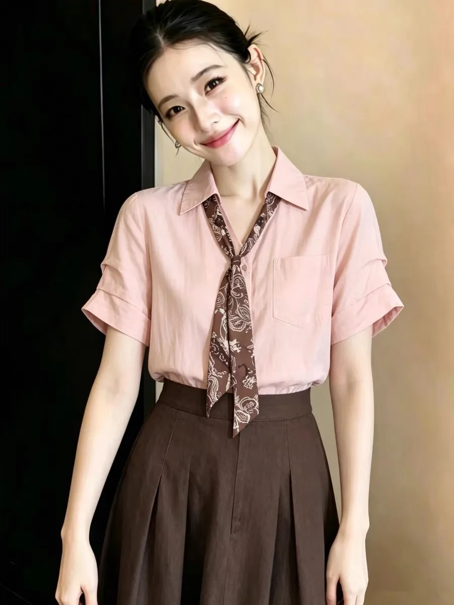 Elegant Korean Style Silk Scarf Collar Pink Shirt Women's Fashion Summer Loose Commute Top Breathable Polyester Blend
Elegant Korean Style Silk Scarf Collar Pink Shirt Women's Fashion Summer Loose Commute Top Breathable Polyester Blend