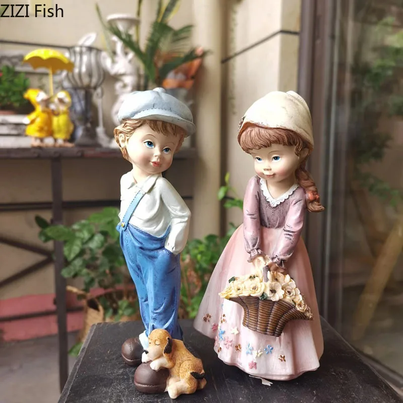 European Figures Statue Boys and Girls Colorful Ornaments Desk Decoration Character Resin Sculpture Room Aesthetic Decor
European Figures Statue Boys and Girls Colorful Ornaments Desk Decoration Character Resin Sculpture Room Aesthetic Decor