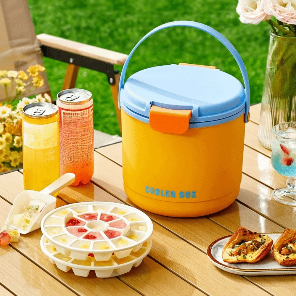 Large Capacity Party Ice Bucket With Ice Tray and Shovel Folding Handle Ice Cube Insulation Bucket Plastic Cold Drink Tub Fruit
Large Capacity Party Ice Bucket With Ice Tray and Shovel Folding Handle Ice Cube Insulation Bucket Plastic Cold Drink Tub Fruit