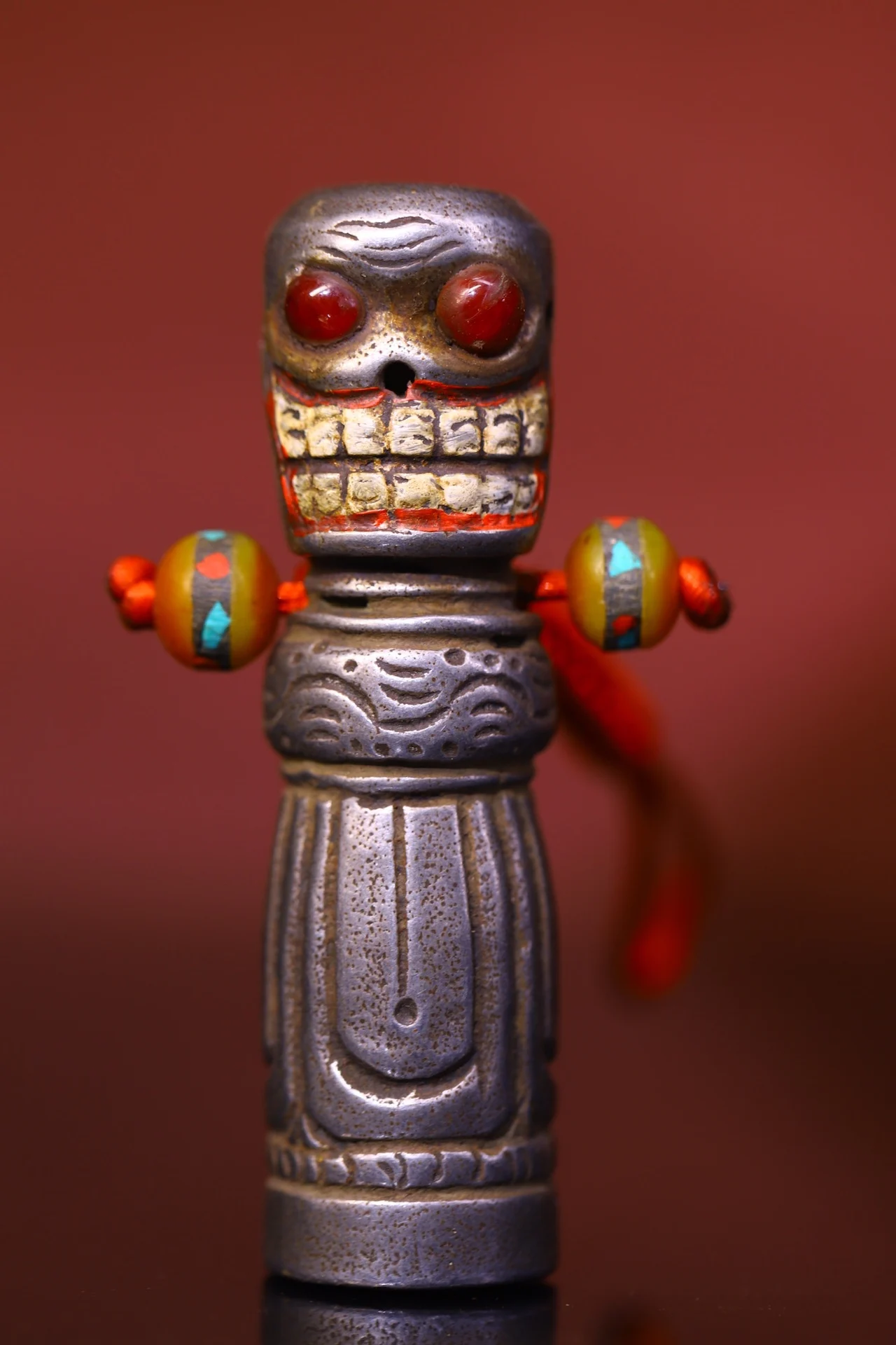 4"Tibetan Temple Collection Old Tiantie Gilded Cinnabar Skull Head flower Buddha Seal Pendant Amulet Town house Exorcism
4"Tibetan Temple Collection Old Tiantie Gilded Cinnabar Skull Head flower Buddha Seal Pendant Amulet Town house Exorcism