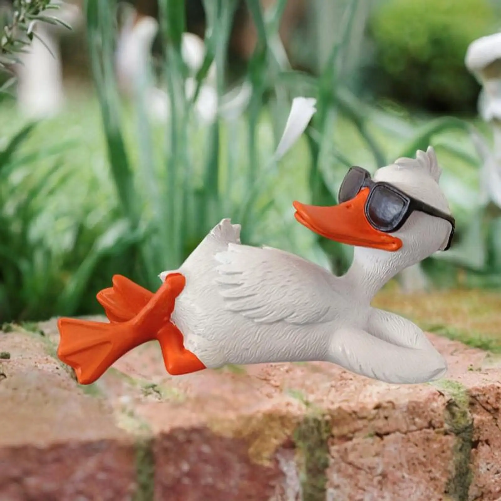 Resin Duck Garden Statue Housewarming Gift Cute Outdoor Statue Duck Sculpture Lawn Ornament for Landscape Patio Yard Pond Porch
Resin Duck Garden Statue Housewarming Gift Cute Outdoor Statue Duck Sculpture Lawn Ornament for Landscape Patio Yard Pond Porch
