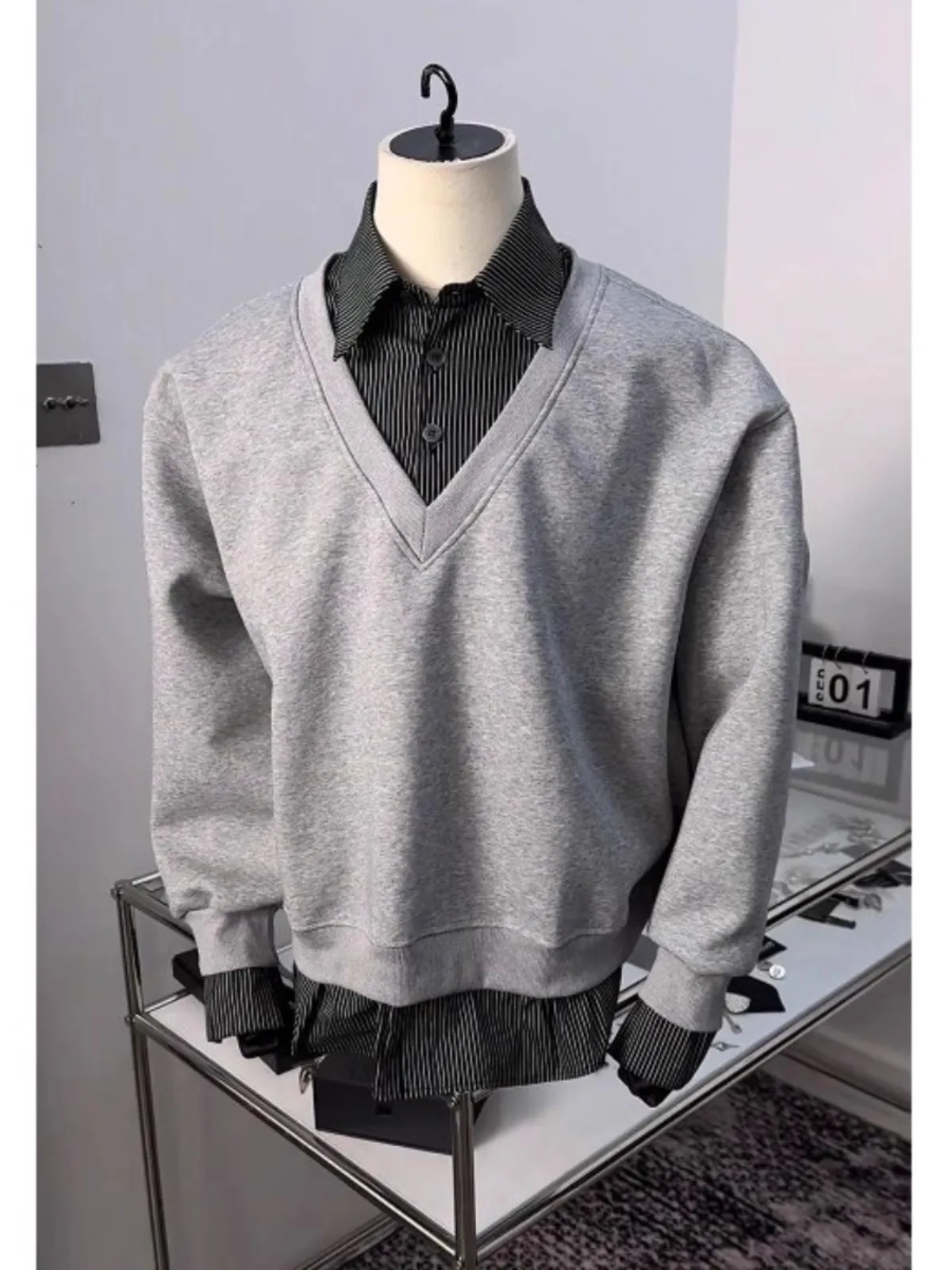 Men's Spring Autumn Color Blo Collar Sweatirt Heavyweight Jaet Youth Faion Casual Long Sve V Ne Color ...
Men's Spring Autumn Color Blo Collar Sweatirt Heavyweight Jaet Youth Faion Casual Long Sve V Ne Color ...