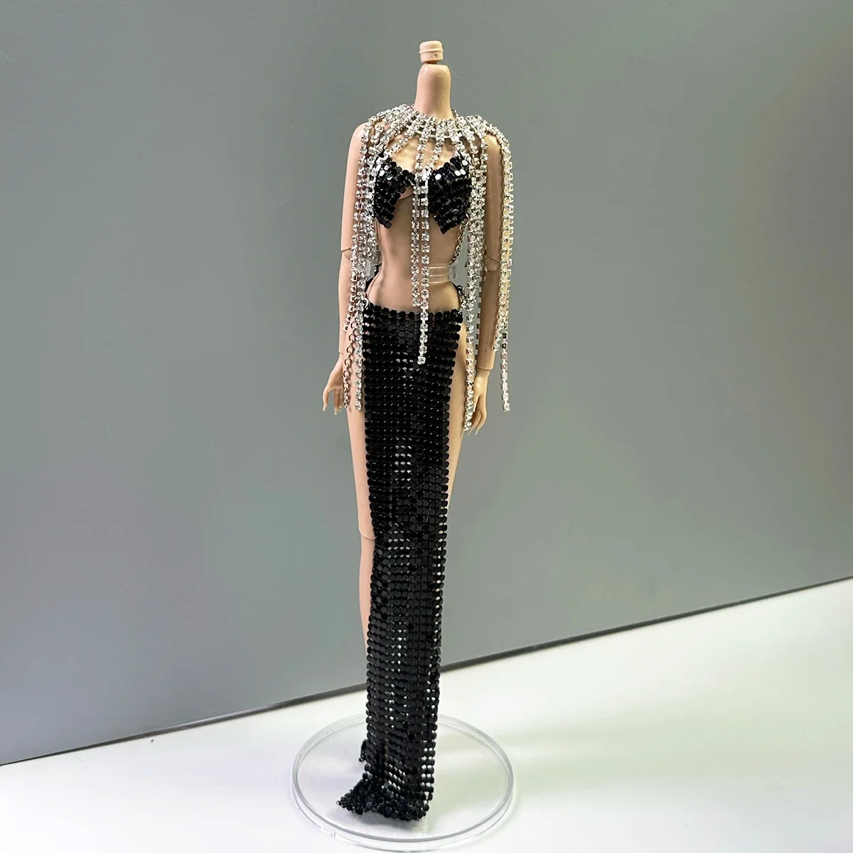 Original Design Metal Sequins Ves + Sexy Split-skirt+Luxury Diamond Tassel Shawl Set Clothes For 1/6 Babi Xianxian FR Doll
Original Design Metal Sequins Ves + Sexy Split-skirt+Luxury Diamond Tassel Shawl Set Clothes For 1/6 Babi Xianxian FR Doll