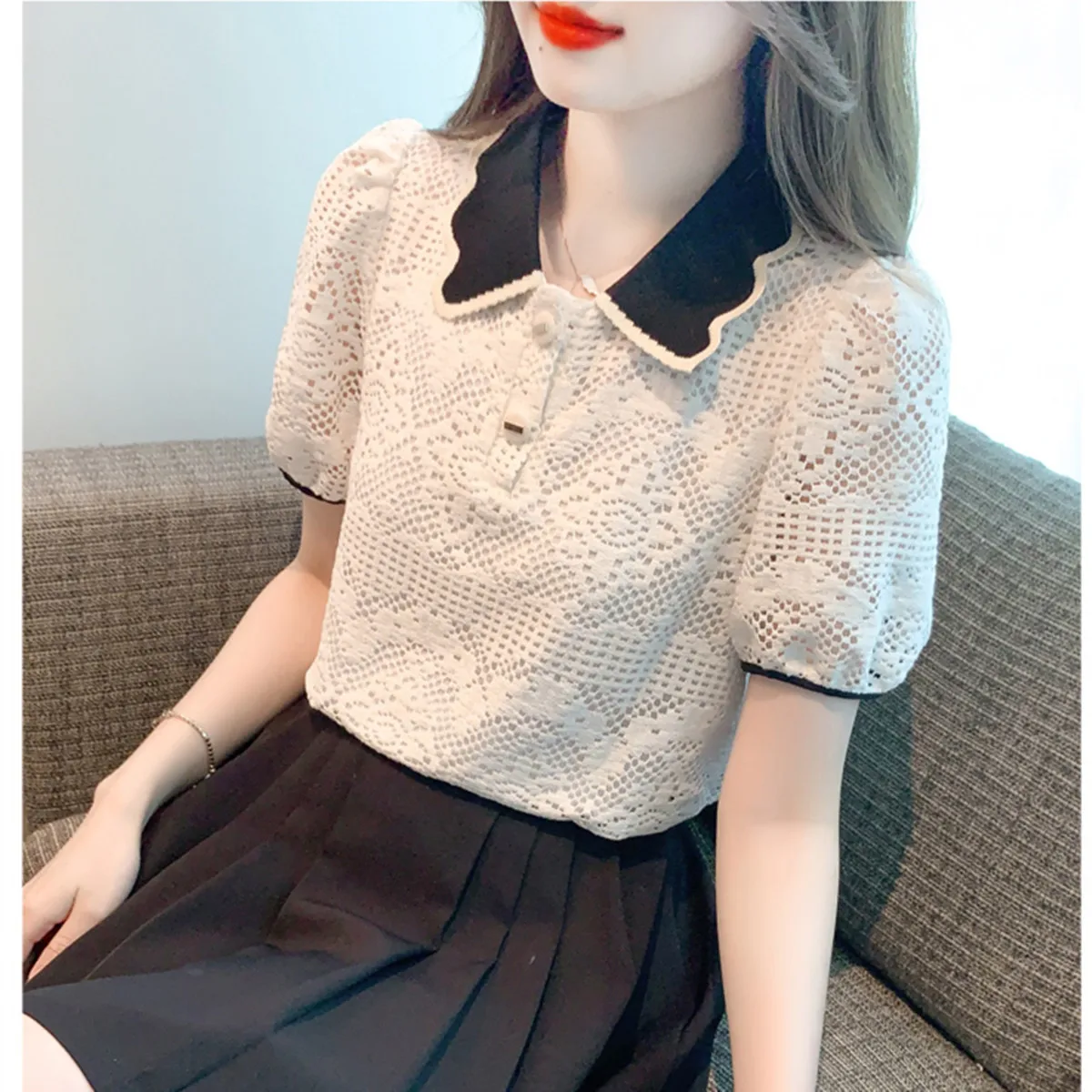2025 Summer New Solid Lace Women's Shirt Blouse Korean Fashion Doll Collar Short Puff Sleeved Temperament Blusa Female Tops
2025 Summer New Solid Lace Women's Shirt Blouse Korean Fashion Doll Collar Short Puff Sleeved Temperament Blusa Female Tops