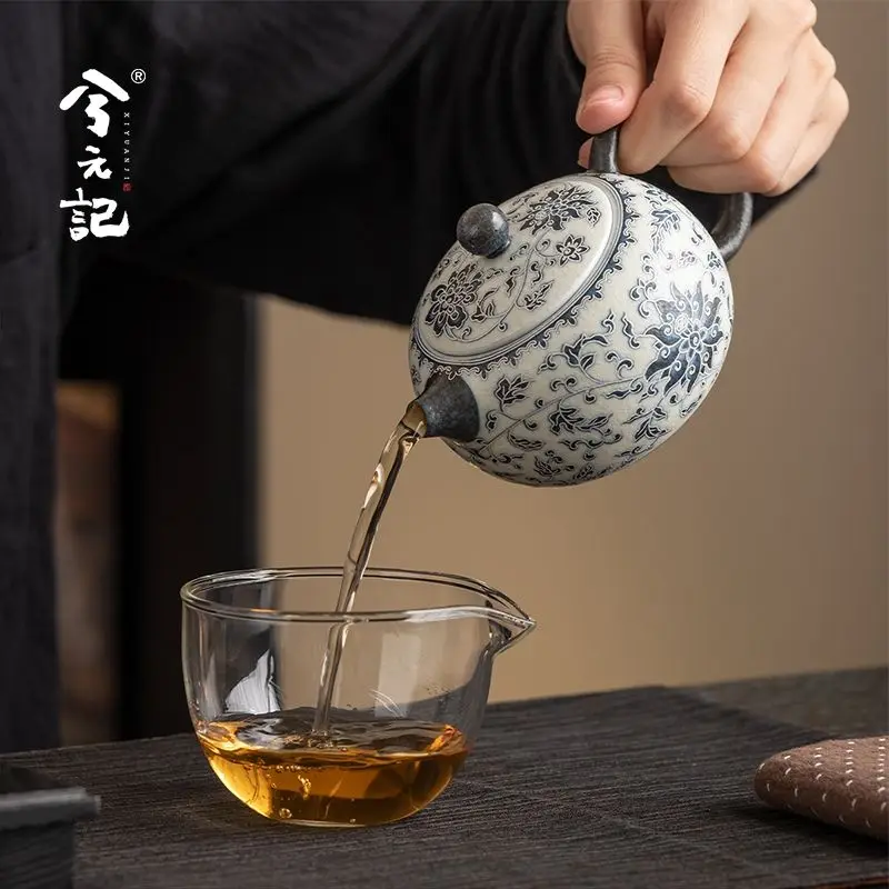 Xiyuanji Lihua Silver Lotus Blue And White Xishi Household Kung Fu Tea Set Ceramic Single Teapot 2026 New Model
Xiyuanji Lihua Silver Lotus Blue And White Xishi Household Kung Fu Tea Set Ceramic Single Teapot 2026 New Model