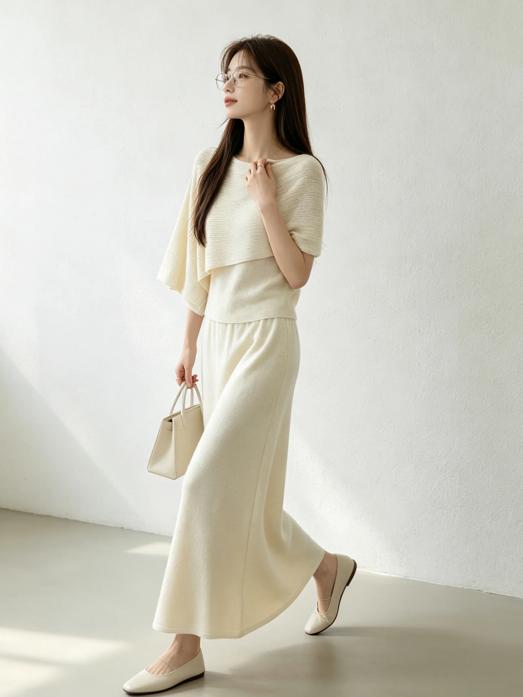 Slimming Effect Knitted Breathable Half Skirt Set Summer Drapey Style Two Pieces round Neck High Waist Casual Korean Fashion
Slimming Effect Knitted Breathable Half Skirt Set Summer Drapey Style Two Pieces round Neck High Waist Casual Korean Fashion