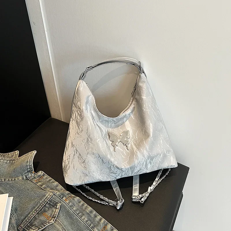 2025 New Large Capacity Bag Ladies Casual Personality Backpack Casual Handbag Niche Crossbody Shoulder Bag
2025 New Large Capacity Bag Ladies Casual Personality Backpack Casual Handbag Niche Crossbody Shoulder Bag