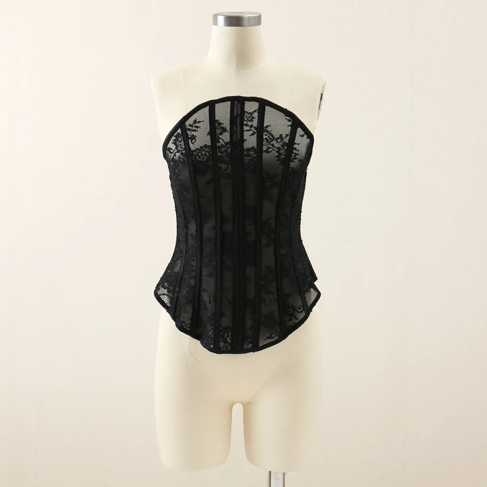 Lace Floral Women Vest Y2k Fishbone Styling Sheath Sexy Backless Elegant Commuter Hundred Top 2025 Early Autumn New
Lace Floral Women Vest Y2k Fishbone Styling Sheath Sexy Backless Elegant Commuter Hundred Top 2025 Early Autumn New