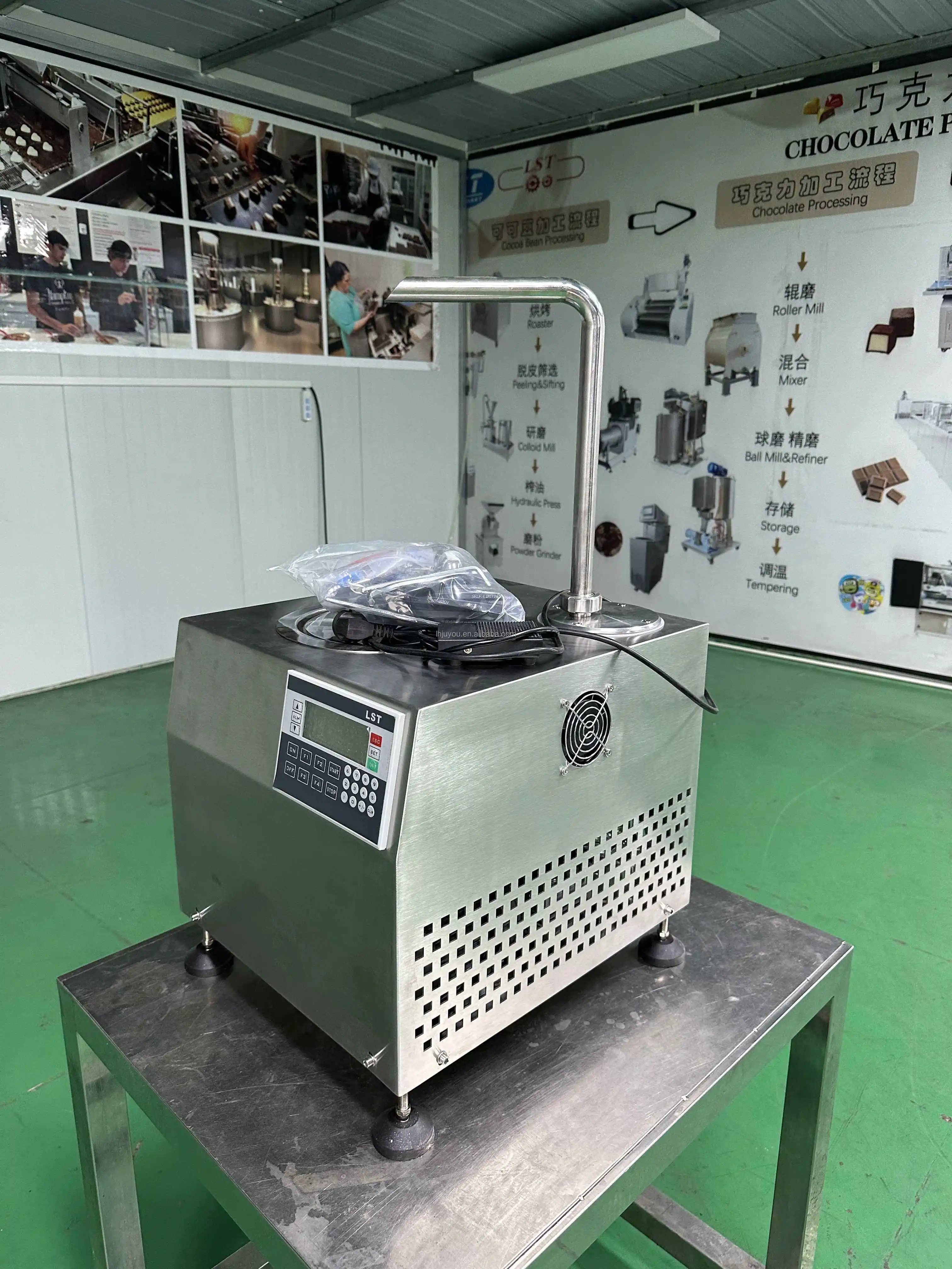CE Automatic Chocolate Machinery New Design Chocolate Tempering Machine Portable Hot Chocolate Dispenser
CE Automatic Chocolate Machinery New Design Chocolate Tempering Machine Portable Hot Chocolate Dispenser