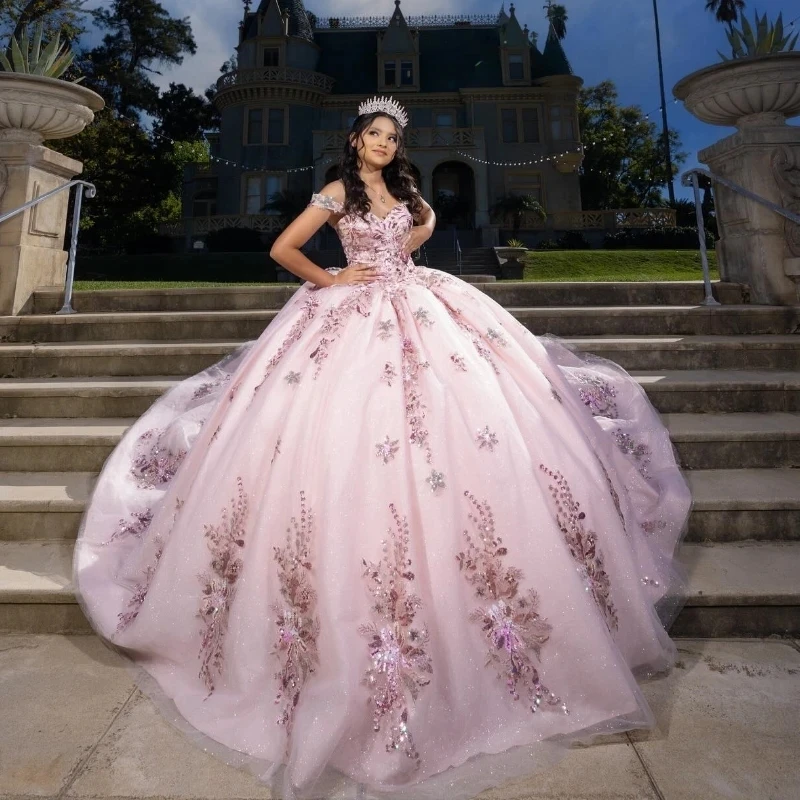 Pink Quinceanera Dresses 2025 Shiny Lace Applique Tull Prom Dress Sweet 15 16 Birthday Princess Miss Pageant Gowns Gala
Pink Quinceanera Dresses 2025 Shiny Lace Applique Tull Prom Dress Sweet 15 16 Birthday Princess Miss Pageant Gowns Gala