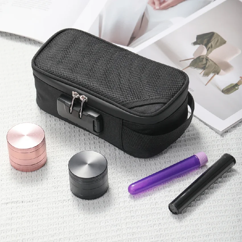 Smell Proof Bag Large-capacity With Lock Activated Carbon Deodorant Bag Portable Pipe Bag Convenient
Smell Proof Bag Large-capacity With Lock Activated Carbon Deodorant Bag Portable Pipe Bag Convenient