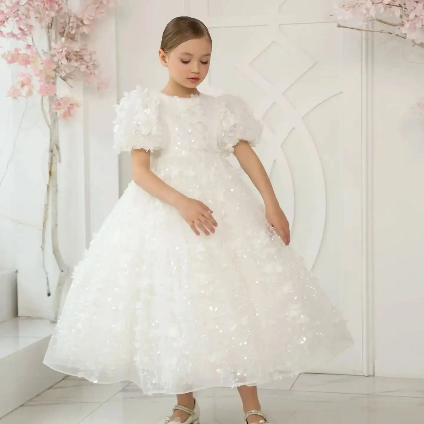 Elegant White Flower Girl Dresses For Wedding Customized Bohemian Baby Girl's Birthday Gowns First Communion Dress
Elegant White Flower Girl Dresses For Wedding Customized Bohemian Baby Girl's Birthday Gowns First Communion Dress