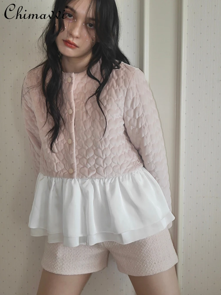Japanese New Autumn and Winter Sweet Girls Small Love Quilted Hem Ruffle Edge Splicing Short Cotton Coat Women's Pink Jackets
Japanese New Autumn and Winter Sweet Girls Small Love Quilted Hem Ruffle Edge Splicing Short Cotton Coat Women's Pink Jackets