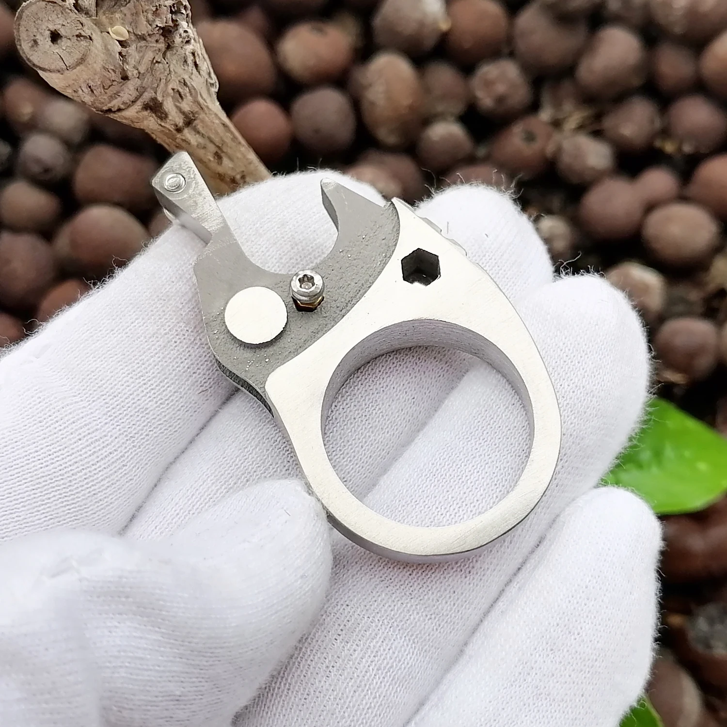 1 Piece Custom Made Stainless Steel Hard Hammer with 4mm Hex Hole for Leatherman Skeletool Modify
1 Piece Custom Made Stainless Steel Hard Hammer with 4mm Hex Hole for Leatherman Skeletool Modify