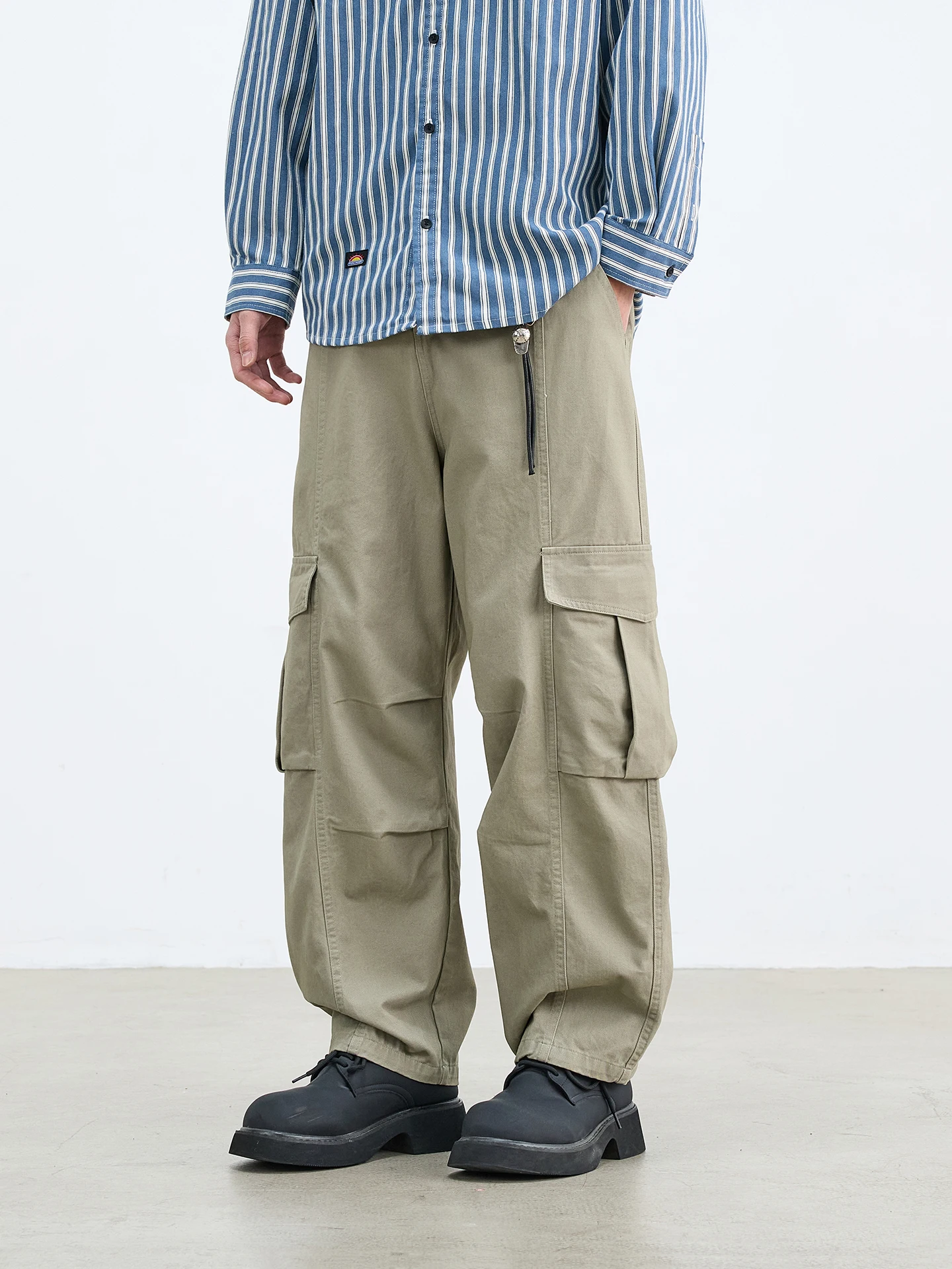 American Retro Pure Color Multi-ket Workwear Long Pants Spring New Loose Wide Leg Straight Casual Trousers
American Retro Pure Color Multi-ket Workwear Long Pants Spring New Loose Wide Leg Straight Casual Trousers