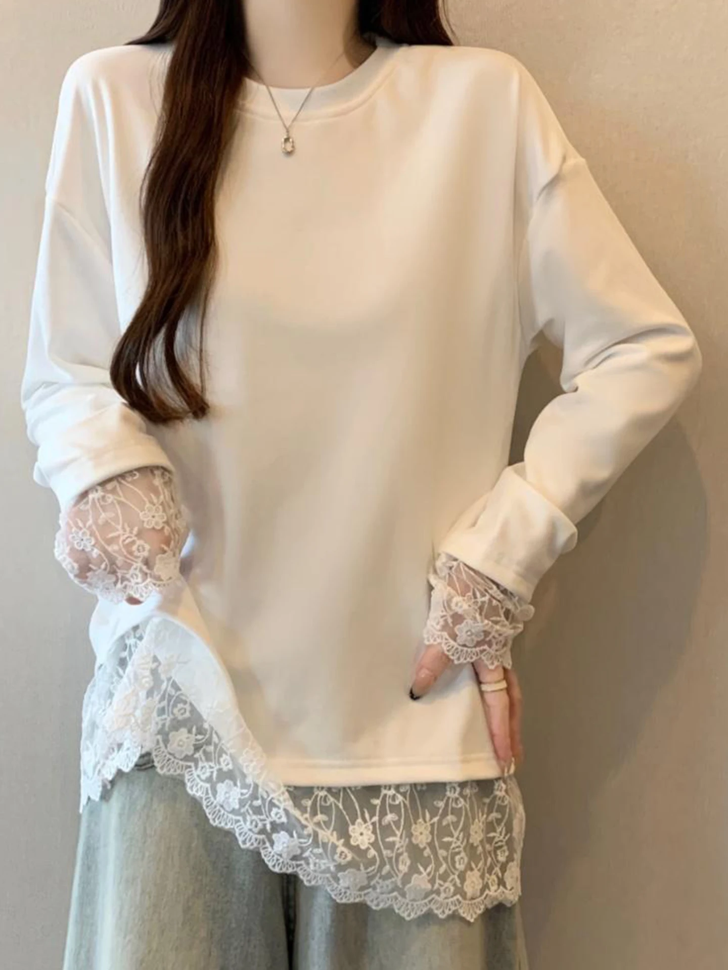 Lace Splice Long Sleeve White T-Shirt Women's Autumn Winter plus Size Slimming Concealing Base Layer Shirt Korean Style Commute
Lace Splice Long Sleeve White T-Shirt Women's Autumn Winter plus Size Slimming Concealing Base Layer Shirt Korean Style Commute