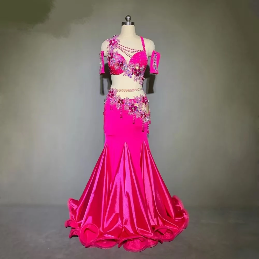 Belly Dance Suit Full Diamond Bra Big Swing Skirt Performance Clothes Set Profession Custom Adult Child Competition Clothing
Belly Dance Suit Full Diamond Bra Big Swing Skirt Performance Clothes Set Profession Custom Adult Child Competition Clothing