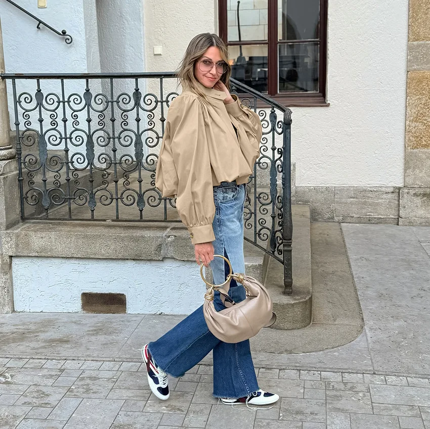 Spring 2026 Puff Sleeve Short Jacket Coat Women's Fashion Pleated Loose Solid Stand Collar Jacket Lady Outwears Street
Spring 2026 Puff Sleeve Short Jacket Coat Women's Fashion Pleated Loose Solid Stand Collar Jacket Lady Outwears Street