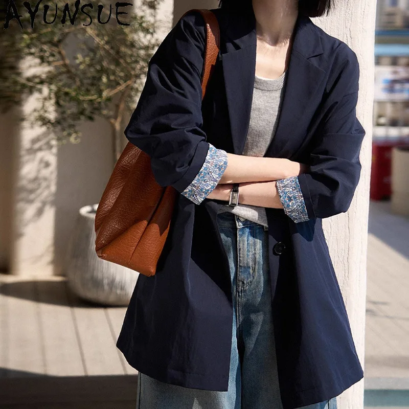 AYUNSUE Trench Coat Woman Fashion Solid Jackets for Woman Lapel Neck Long Sleeve Tops Spring Autumn Windbreaker Woman Clothes
AYUNSUE Trench Coat Woman Fashion Solid Jackets for Woman Lapel Neck Long Sleeve Tops Spring Autumn Windbreaker Woman Clothes