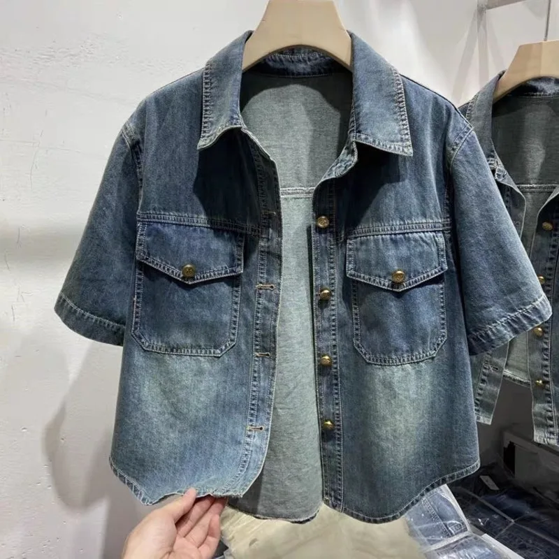Casual Denim Shirt Women's 2025 Summer New Turn-down Collar Loose Short Sleeve Thin Denim Shirt Single Breasted Top
Casual Denim Shirt Women's 2025 Summer New Turn-down Collar Loose Short Sleeve Thin Denim Shirt Single Breasted Top