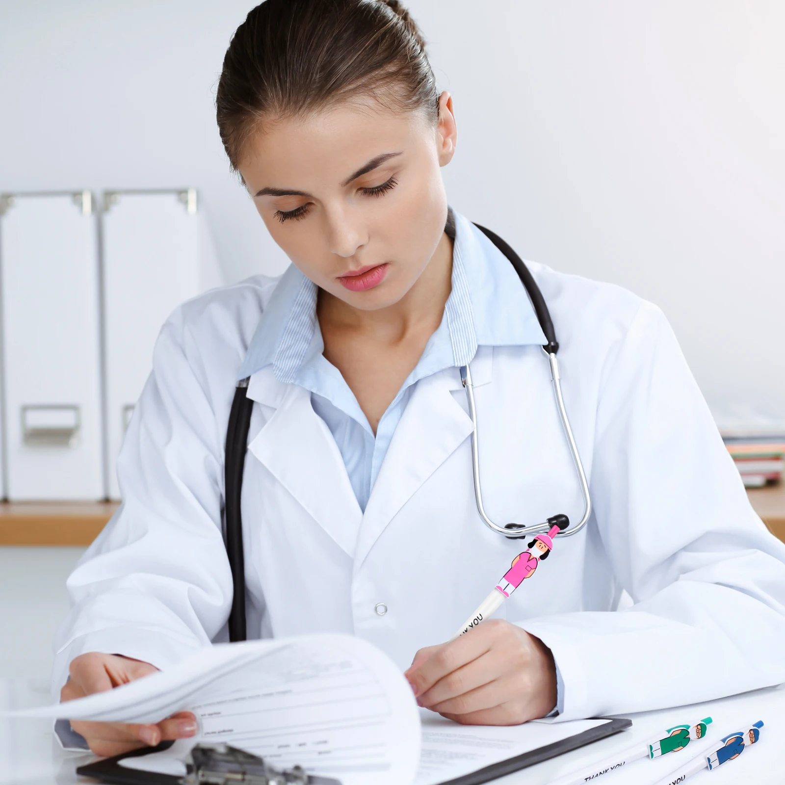 42 шт./компл., шариковая ручка для доктора и медсестры, красочная серия, подарочная ручка, медицинская и медицинская шариковая ручка, канцелярские принадлежности для студентов, подарки
42 шт./компл., шариковая ручка для доктора и медсестры, красочная серия, подарочная ручка, медицинская и медицинская шариковая ручка, канцелярские принадлежности для студентов, подарки