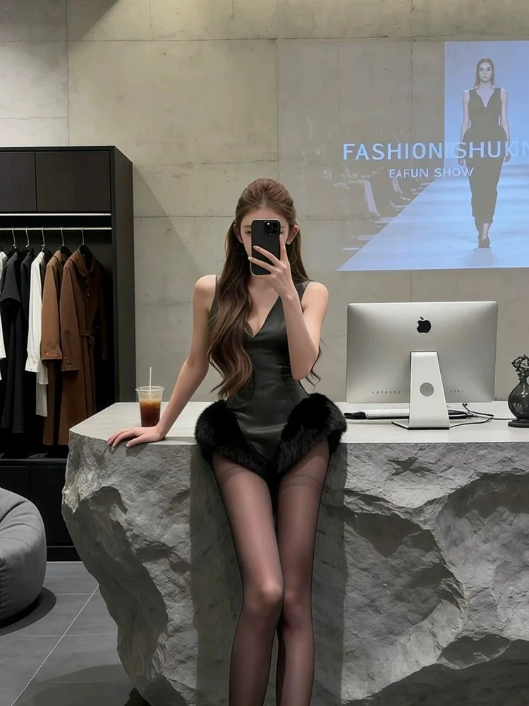 Sexy V-neck Splice One-piece Suit N13 SYXATN Hot Girl Design Summer Slimming Waist Women's Fashion Casual Short Sleeve
Sexy V-neck Splice One-piece Suit N13 SYXATN Hot Girl Design Summer Slimming Waist Women's Fashion Casual Short Sleeve