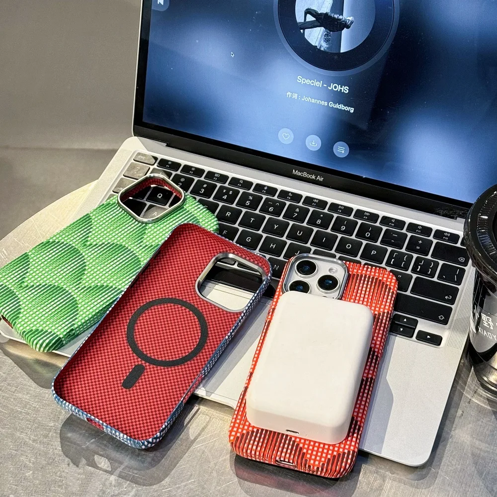 Back Magnetic Colored Pattern Hard Phone Case For iPhone 16 Pro Max 15 Pro Max 14 Pro Series With Wireless Charging
Back Magnetic Colored Pattern Hard Phone Case For iPhone 16 Pro Max 15 Pro Max 14 Pro Series With Wireless Charging