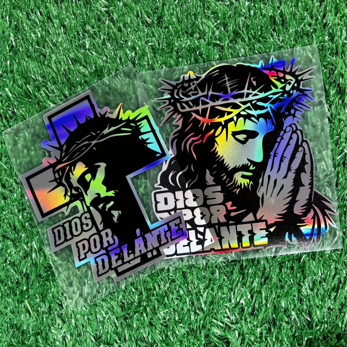 Светоотражающая лазерная водонепроницаемая наклейка-крест God Ahead
Светоотражающая лазерная водонепроницаемая наклейка-крест God Ahead