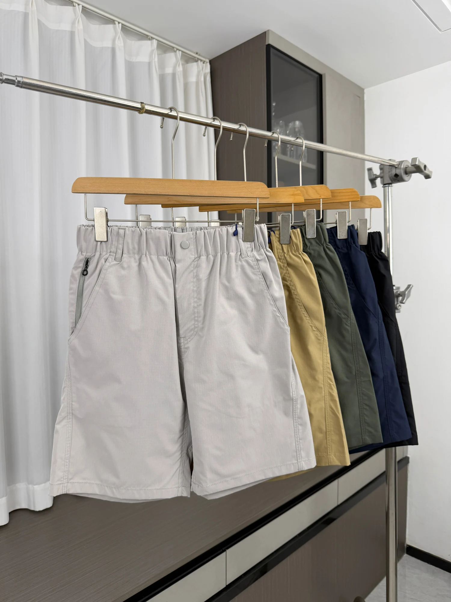 Functionality Cool Breathable Men's Summer Thin Quick Dry Sports Casual Straight Leg Shorts Trendy Straight Leg Sporty Shorts
Functionality Cool Breathable Men's Summer Thin Quick Dry Sports Casual Straight Leg Shorts Trendy Straight Leg Sporty Shorts