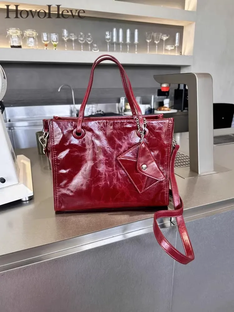 2025 Trendy Womens Leather Large Capacity Handheld Single Shoulder Underarm Shoulder Crossbody Bag Totes
2025 Trendy Womens Leather Large Capacity Handheld Single Shoulder Underarm Shoulder Crossbody Bag Totes