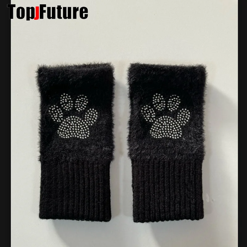 Harajuku Punk Gloves Unisex Vintage Sweet Lolita Fingerless Gloves Streetwear Goth Lovely Bling Bling Cat Claw Bear Paw Gloves
Harajuku Punk Gloves Unisex Vintage Sweet Lolita Fingerless Gloves Streetwear Goth Lovely Bling Bling Cat Claw Bear Paw Gloves