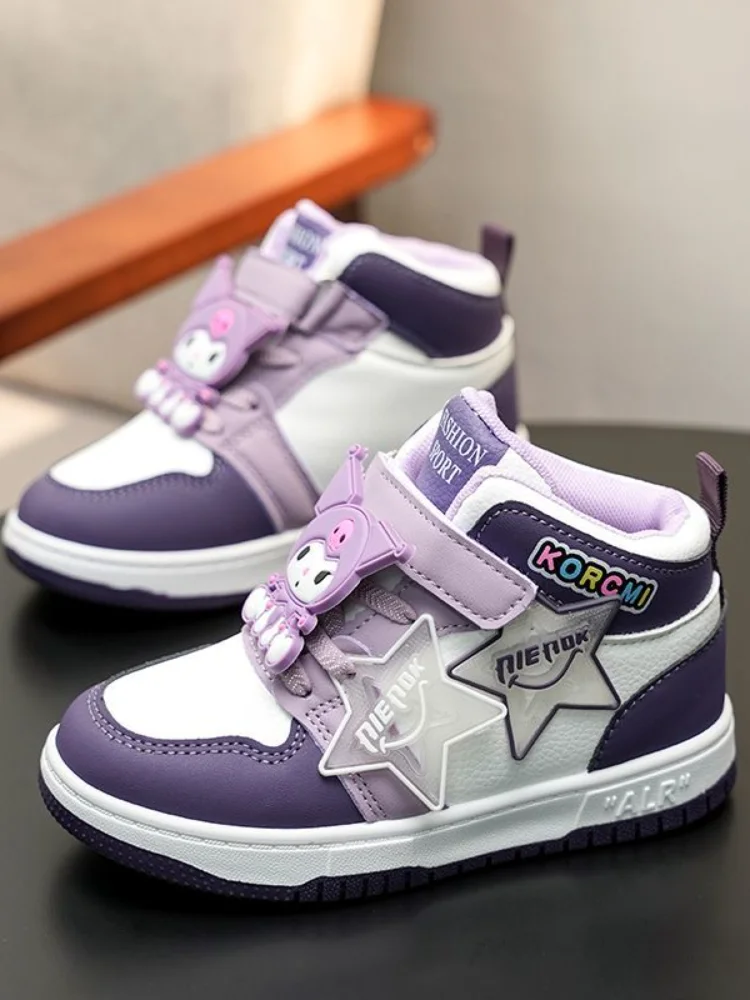 Sanrio Kuromi Girls Board Shoes Sneakers Outdoor Sports Shoes Spring Autumn Anime Anti-Slip Casual Children's Running Shoes
Sanrio Kuromi Girls Board Shoes Sneakers Outdoor Sports Shoes Spring Autumn Anime Anti-Slip Casual Children's Running Shoes