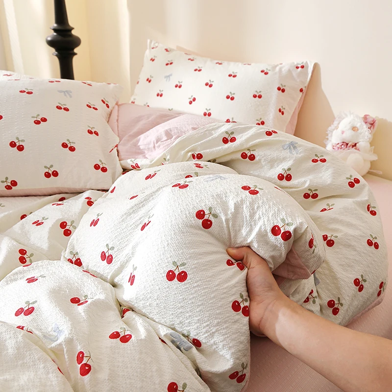 2026 New High Grammage Puffercloth Single Duvet Cover Spring and Summer Printed Double Use Quilt Cover 150x200 180x220 200x230
2026 New High Grammage Puffercloth Single Duvet Cover Spring and Summer Printed Double Use Quilt Cover 150x200 180x220 200x230